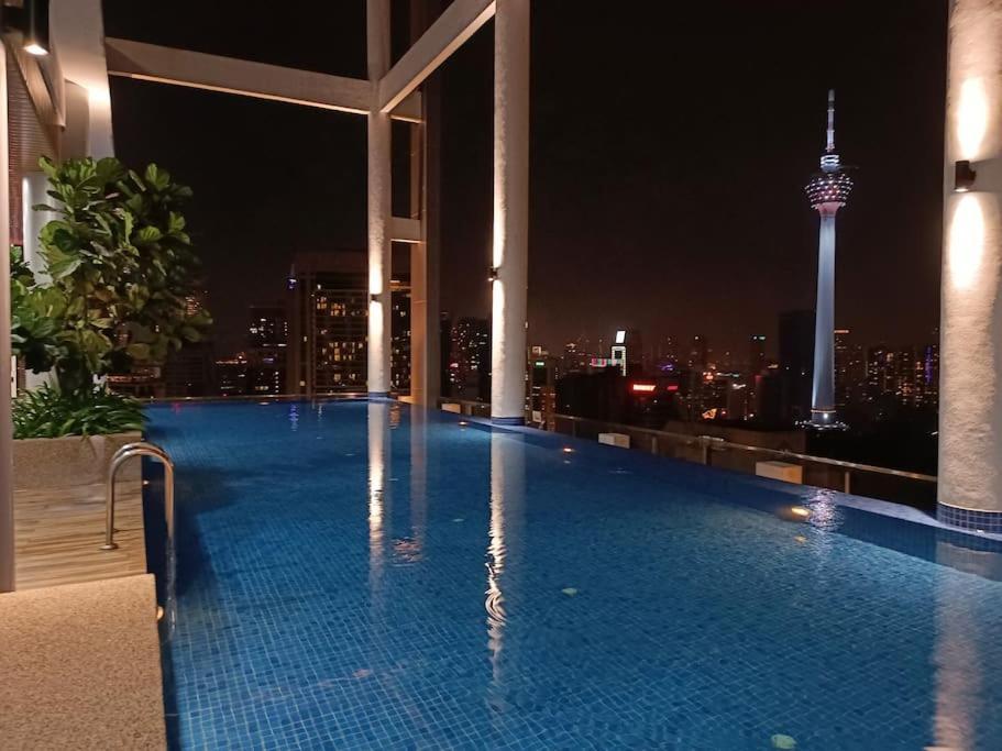 Cl 30A Super Kl View Infinity Pool Klcc Leilighet Kuala Lumpur Eksteriør bilde